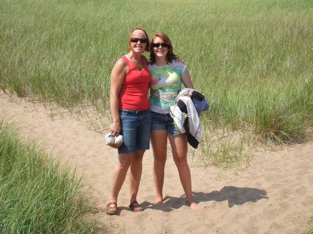 janicekirstenatmcleodbeachcapebreton.jpg