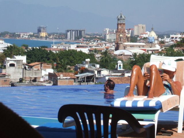 viewfrompvcondopool.jpg