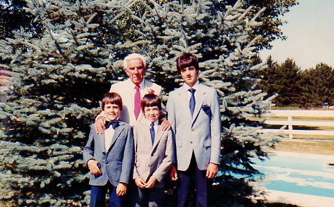 bill_and_hodgson_grandsons.jpg