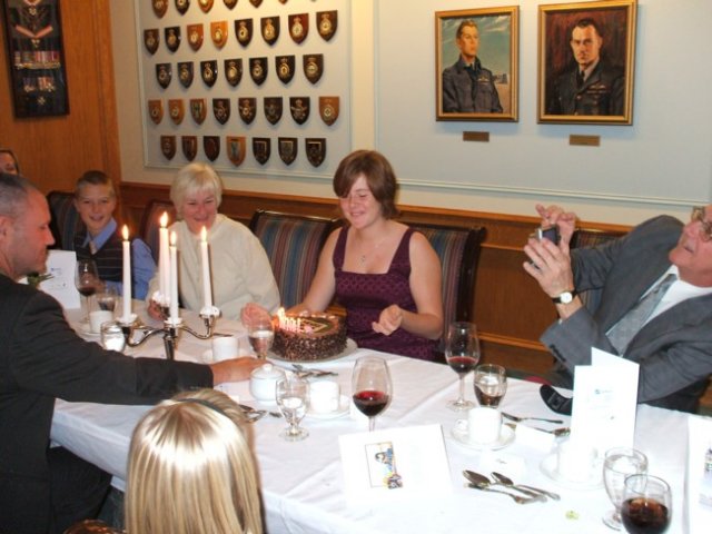 kooks_b_day_cake2.jpg