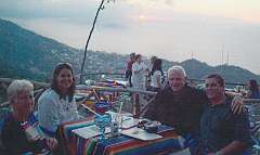 89: zzzzh beth_lindsey_me_doug_las_carmaletas