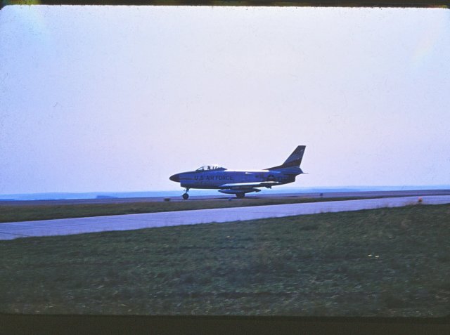 usaff86dreadytotakeoff3wing.jpg