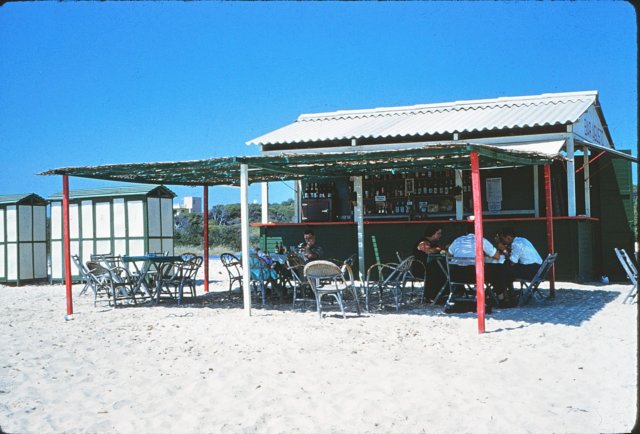 majoricabeachpub.jpg
